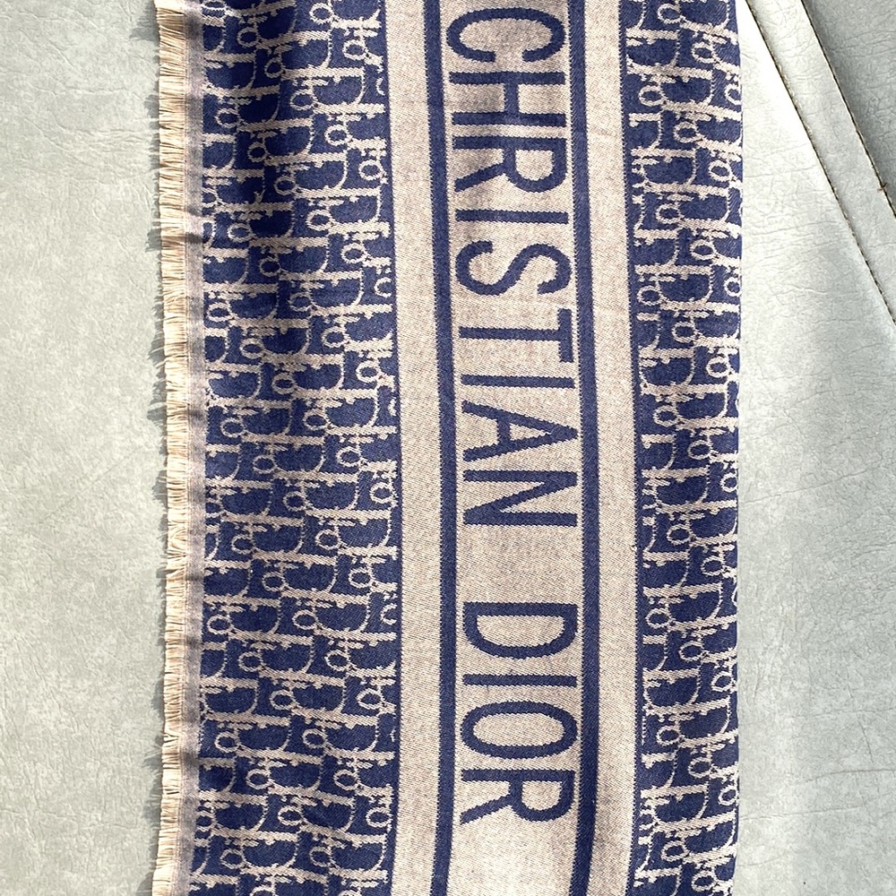 Christian Dior 100 percent Cashmere scarf in mint condition. Reversible.